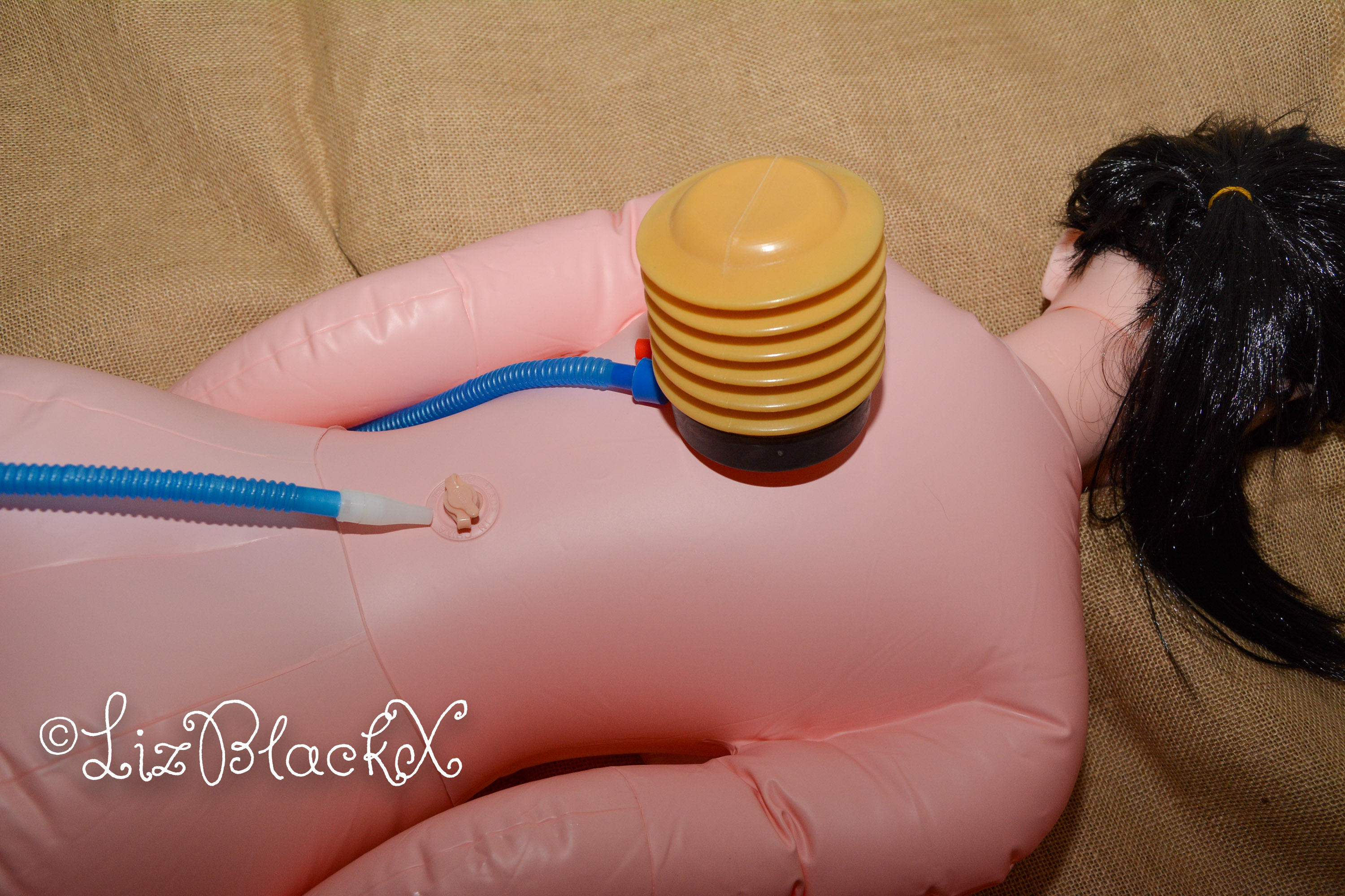 Amiga Toy 2020 New Inflatable Sex Doll For Men Silicone Breast Anal Vagina

Copyright Liz BlackX