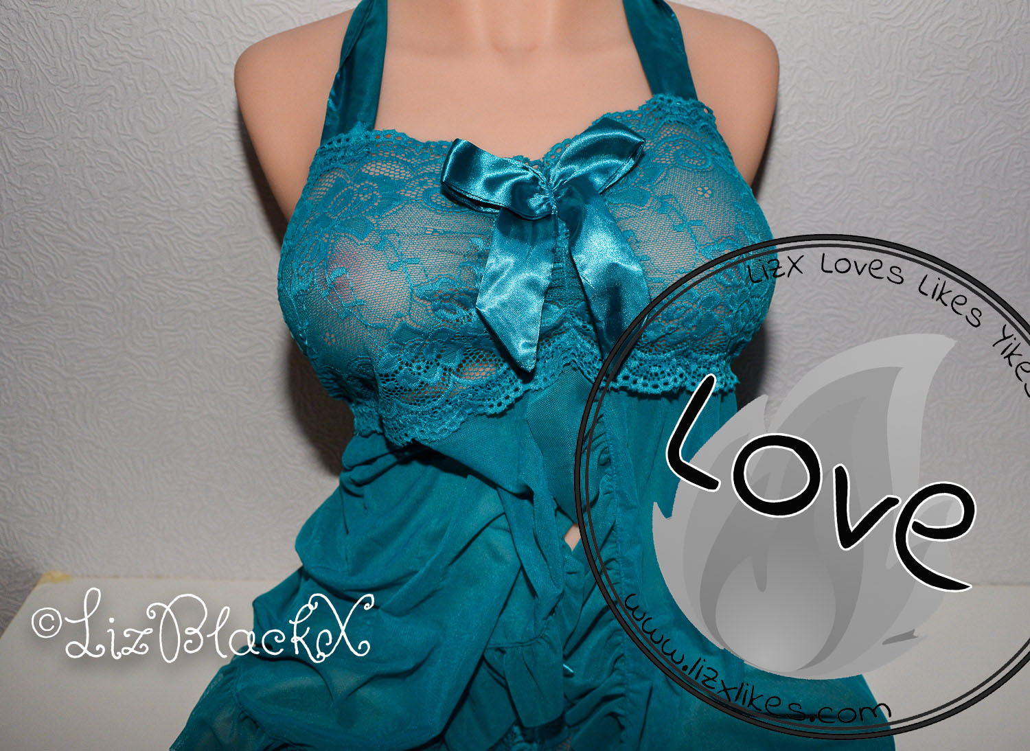 Review of Candice, Torso Sex Doll by Tantaly  Copyright Liz BlackX